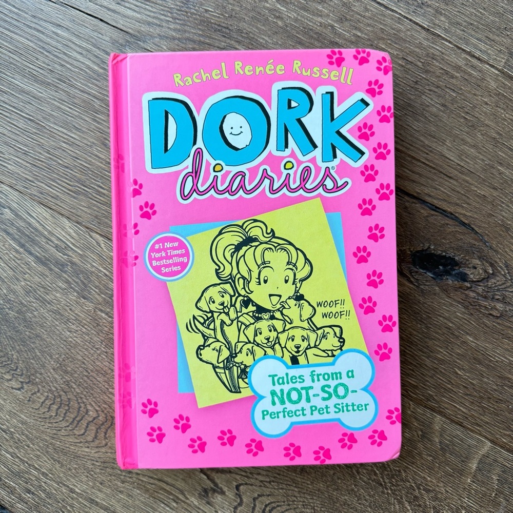 Dork Diaries Book 10